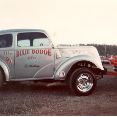 Dixie Dodge Anglia at Ohio Valley Raceway -early 70's.  Slayton and Ford.  Photo by Jim Porter