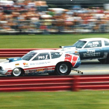 BOB_GLIDDEN VS JIM KINNETT 79 INDY