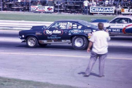 RAY_ALLEN_VS_HUFF_72_INDY - Gallery - Tom Kasch | racersreunion.com