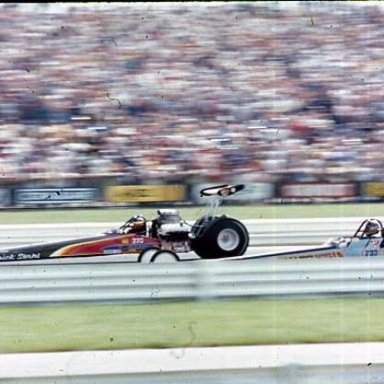 DICK_STAHL_VS__732_TOP_FUEL