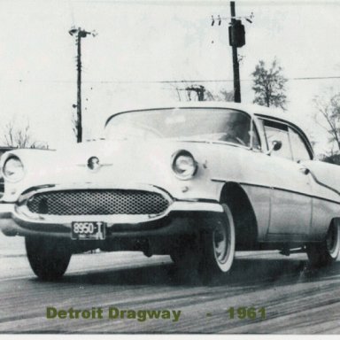 RAYS_OLDS_AT_DETROIT_DRAGWAY 1961