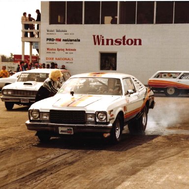 TK 3300 & RUTH burnout 1980 IHRA winternts MARTY JOHNSON PHOTO