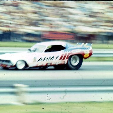 SNAKE_S_ARMY_CAR_74_INDY