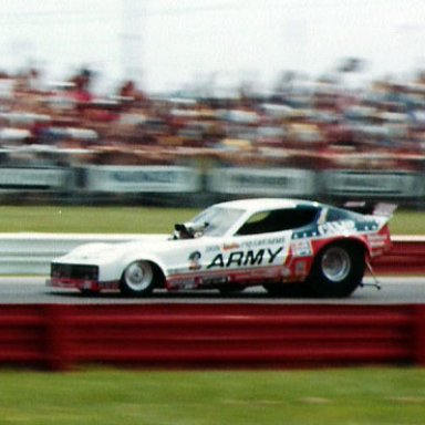 ARMY_CAR_AT_SPEED  INDY