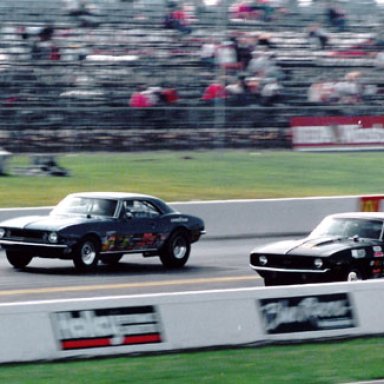 MIKE_WALTERS_VS_EMMONS_CLASS RUN AT INDY