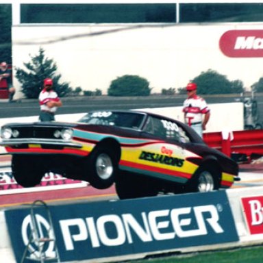 GUY_DESIARD_WHEEL_STAND_94_MAPLE GROVE WCS