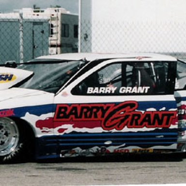 BARRY_GRANT_2001_INDY