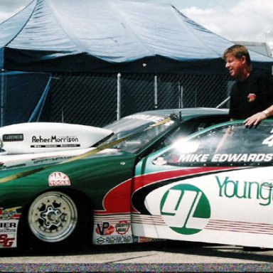 MIKE_EDWARDS_2001_INDY