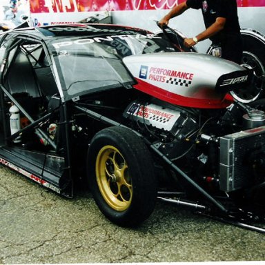 WARREN_JOHNSONS_PIT_2001_INDY