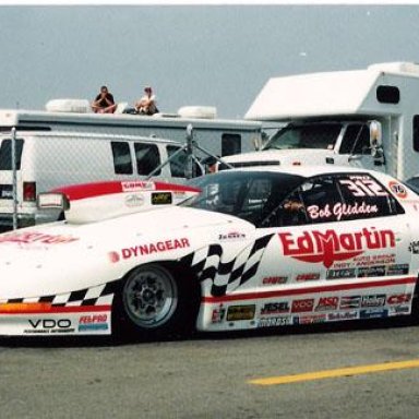 98INDY_BOB GLIDDEN_IN_2ND_Schmidt car