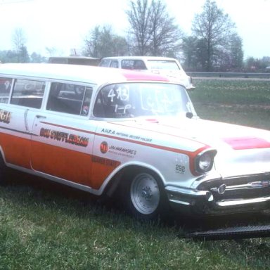 Ron Slufflebeam 57 wagon 1975 dragway 42 photo by Todd Wingerter