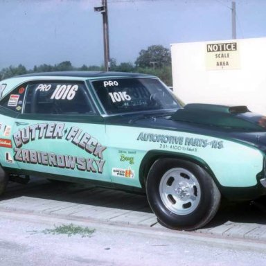 Butter& Fleck -Zabierrowsky camaro at quaker city 1972  photo by Todd Wingerter