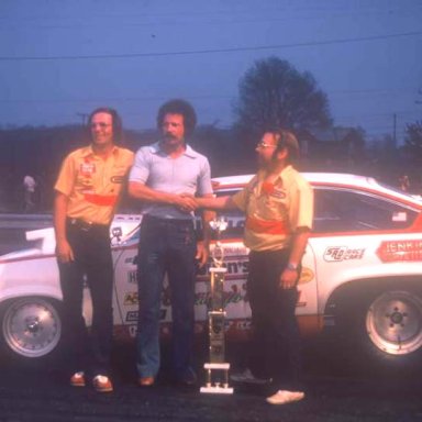 Ken Dondero & Bill Jenkins winner 1975 match race  photo by Todd Wingerter