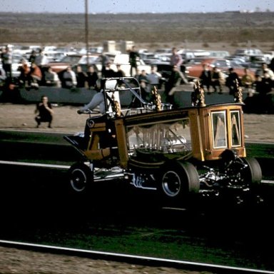 Hal Drives BootHill Beeline1968