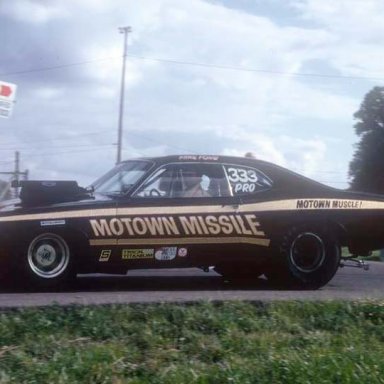 Mike Fons 1975 NHRA Spring nts return road photo by Todd Wingerter