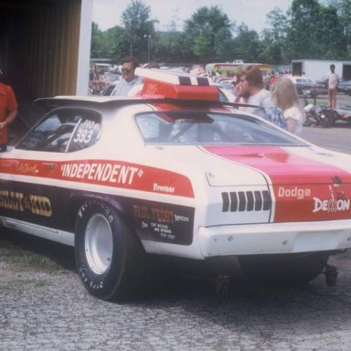 Billy The Kid in 1974 springnts pit from behind  photo by Todd Wingerter