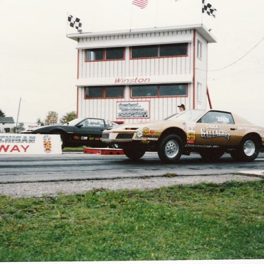 Chuck Gallger vs  10-84 ss-stk race at Central