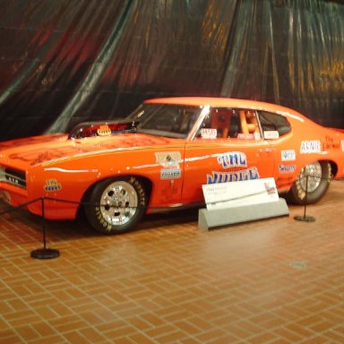 10-13-09 Gilmore Car Museum tour 025 Arnie Beswick