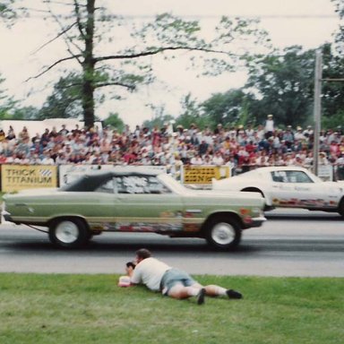 Dick Simon ford vs Russ Abrams firebird 7-77 IHRA NTS MILAN