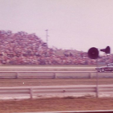 Ed McCulloch just before other picture 1973 Indy