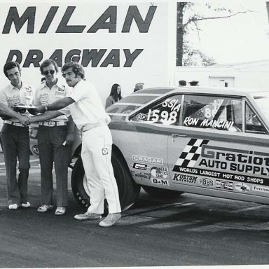 Ron Manicni ss-a winner IHRA NOTHERN nTs at Milan