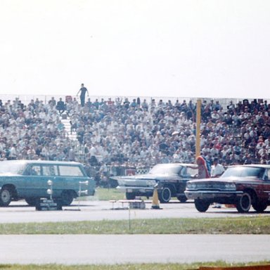 John Ramsey 63 Chevy  vs Jake Vargo  1965 Indy