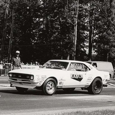 Tom & Ruth Kaschs 68 Camaro ss-ha Don McElroy at Milan 73