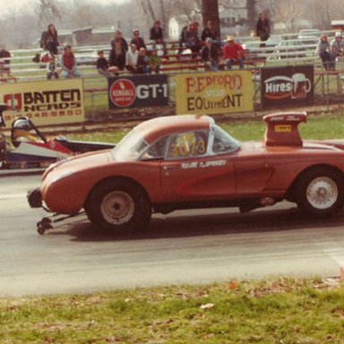 1979 Mauri Rose D-g vs a Dragster Milan Modif