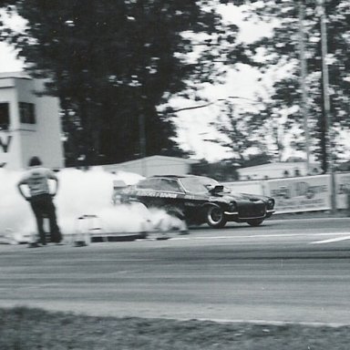 1973 Div 3 wcs Stan Bowman burnout at milan