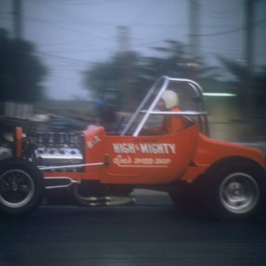 High & Mighty B-a 1971 Dragway 42  photo by Todd Wingerter