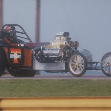 Instant T aa-A 1976 Quaker City  photo by Todd Wingerter