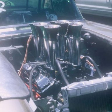 Robinson Auto Parts engine in C-G Vette 1969  photo by Todd Wingerter