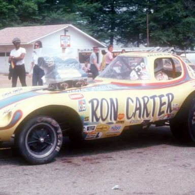 Ron Carter Cheeta bodyed B-A 1975 dragway 42  photo by Todd Wingerter