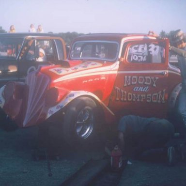 Moody & Thompson  33 Willys c-g 1969 Dragway 42 pit  photo by Todd Wingerter