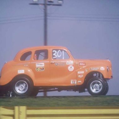 Austin Gasser 1972 Quaker city coming off  photo by Todd Wingerter