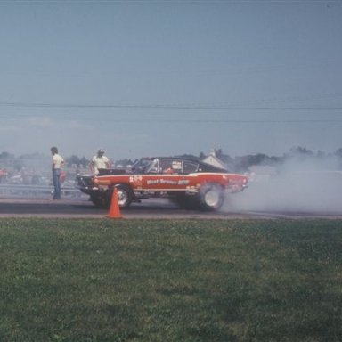 Eddie Smith ss-aa vs Ted Flack 1976 div 3 wcs  photo by Todd Wingerter