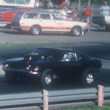 Black Mustang coming to line at 76 div3 wcs  photo by Todd Wingerter