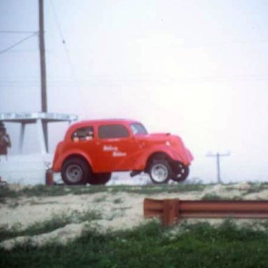 Wilson & Wilson Anglia coming off at Quaker City 1969  photo by Todd Wingerter