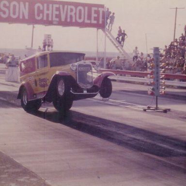 Wild Bill Shrewsberry's Berry Wagon wheelstander