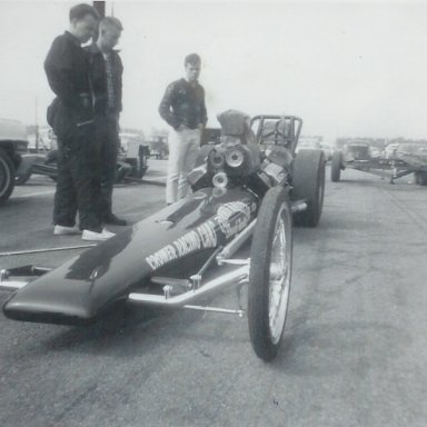 Connie Kalitta's Bounty Hunter AA/FD at 1963 Winternationals