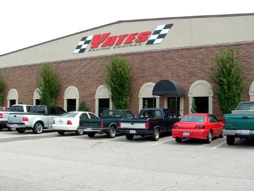 2004_0915 Yates Engine Shop - Gallery - Tom Kasch | racersreunion.com