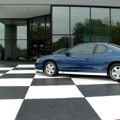 2004-162 front of Hendrick