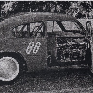 Wayne Arteaga-1958-unique engine location