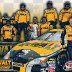 SCAN01_MATT_KENSETH_HAND_OU