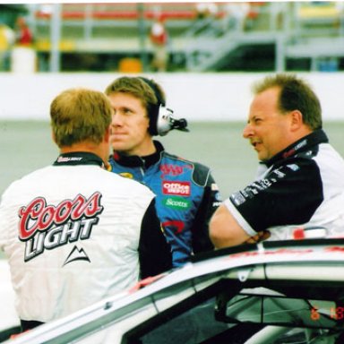 CARL_EDWARDS on pit road MIS 6-05