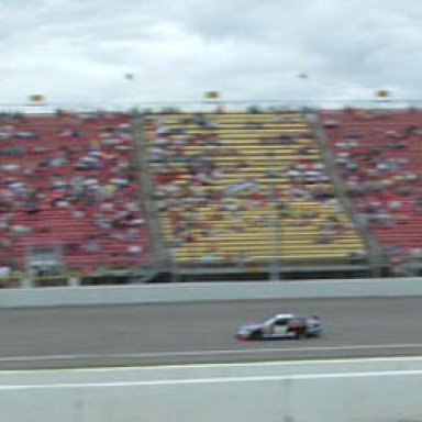 #99_CARL_EDWARDS_ON_TRACK 6-05