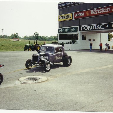 Picture of drag cars