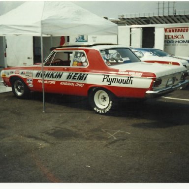 Picture of drag cars 100