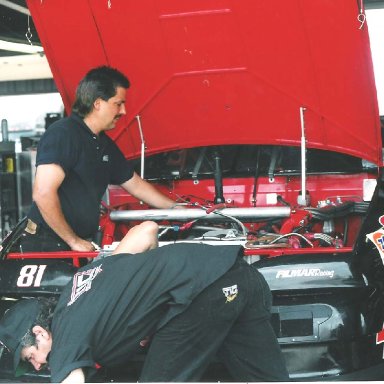 MIKE KASCH DOING ENGINE WORK ON KENNYS CAR MIS -50