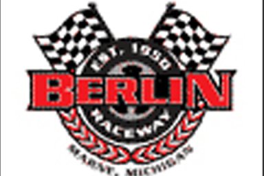Berlin Raceway Fans
